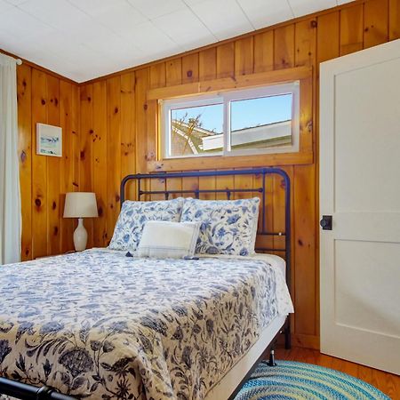 Spinneys Guesthouse & Beach Cottages Phippsburg Exterior photo