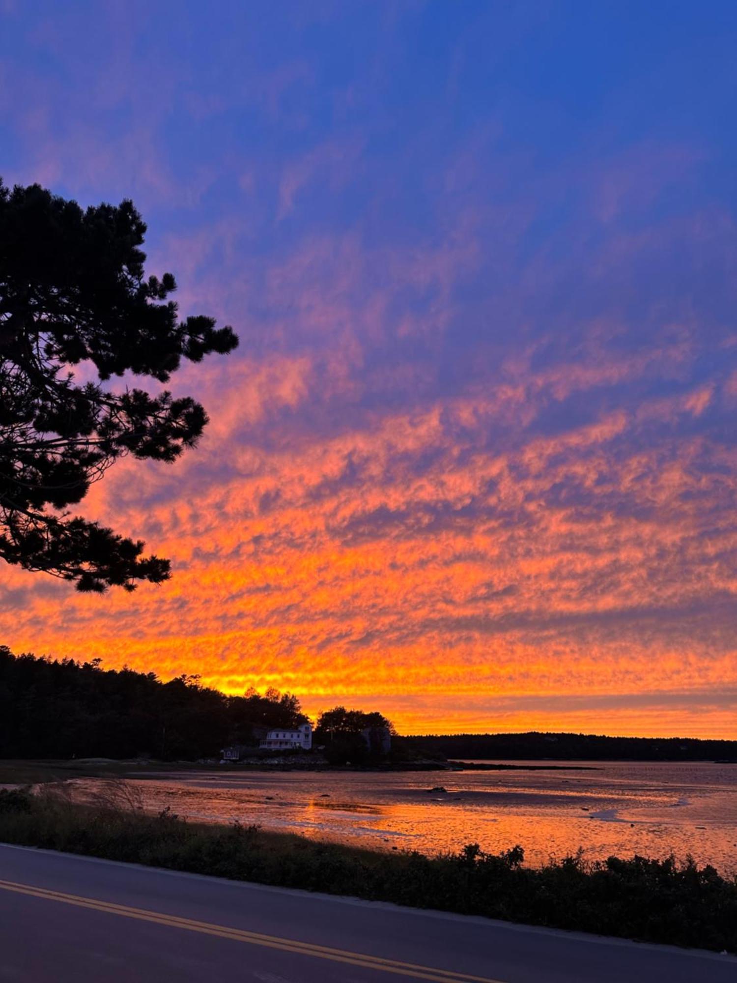 Spinneys Guesthouse & Beach Cottages Phippsburg Exterior photo